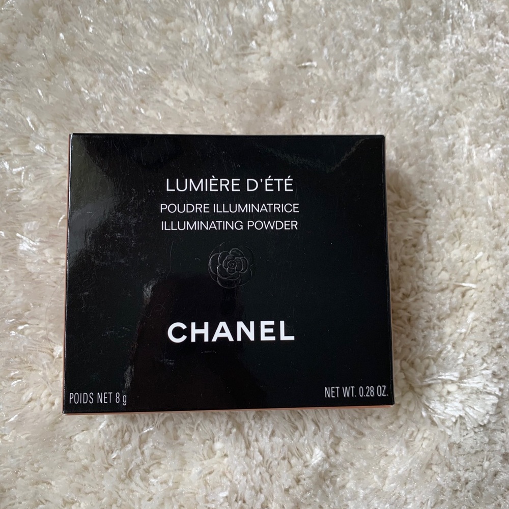 Chanel Illuminating powder